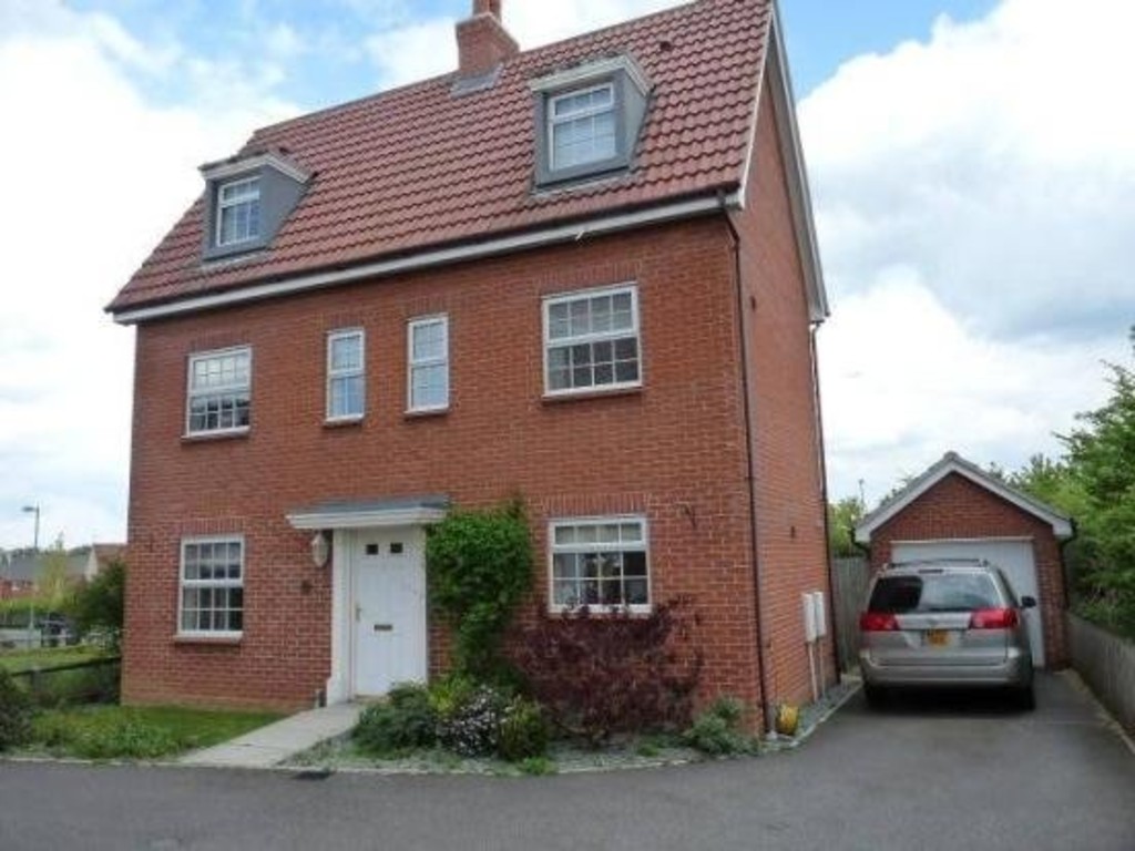 5 bed Detached for rent in Great Barton. From Martin & Co - Bury St Edmunds