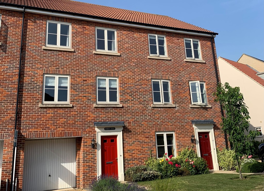 4 bed Mid Terraced House for rent in Suffolk. From Martin & Co - Bury St Edmunds 4 bed Mid Terraced House for rent in Suffolk. From Martin & Co - Bury St Edmunds