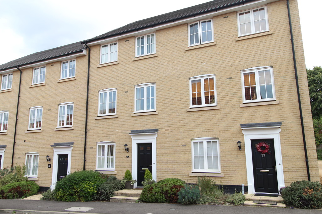 4 bed Mid Terraced House for rent in Bury St Edmunds. From Martin & Co - Bury St Edmunds 4 bed Mid Terraced House for rent in Bury St Edmunds. From Martin & Co - Bury St Edmunds