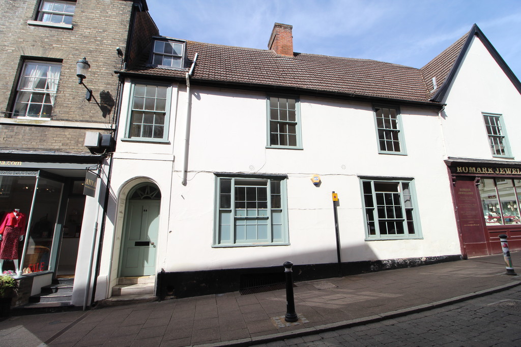 1 bed Apartment for rent in Suffolk. From Martin & Co - Bury St Edmunds