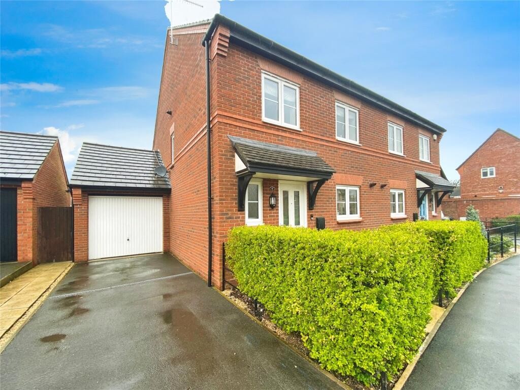 4 bed Semi Detached for rent in Nantwich. From Martin & Co - Nantwich 4 bed Semi Detached for rent in Nantwich. From Martin & Co - Nantwich