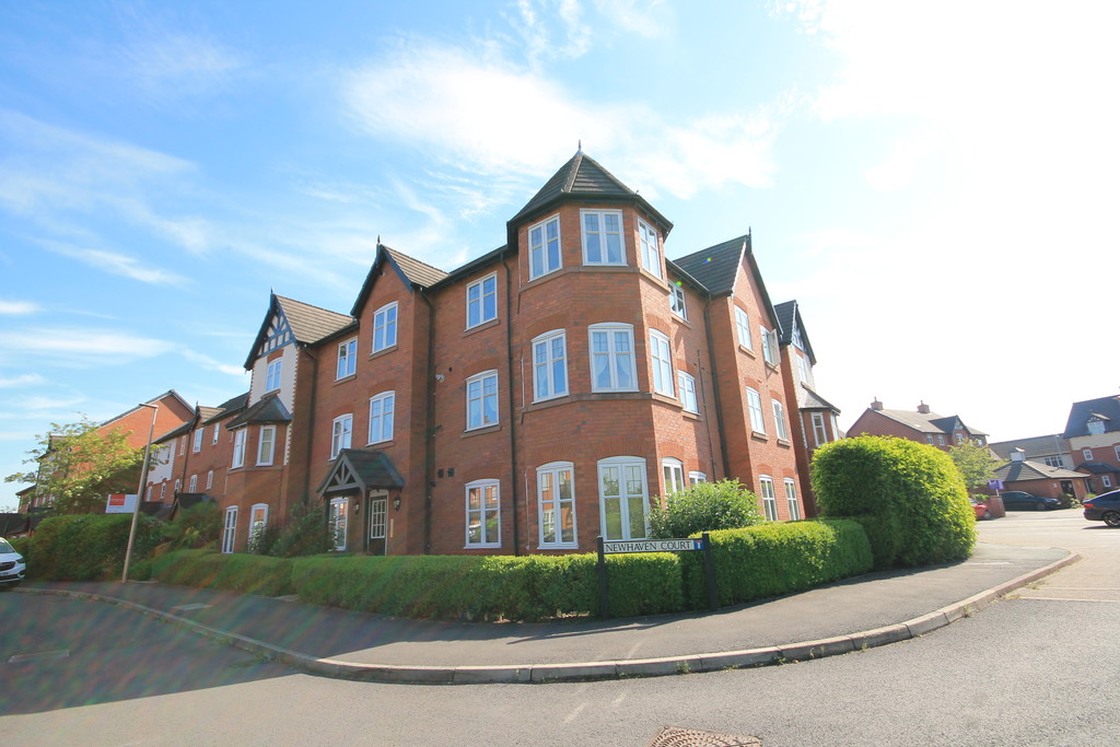 2 bed Apartment for rent in Cheshire. From Martin & Co - Nantwich