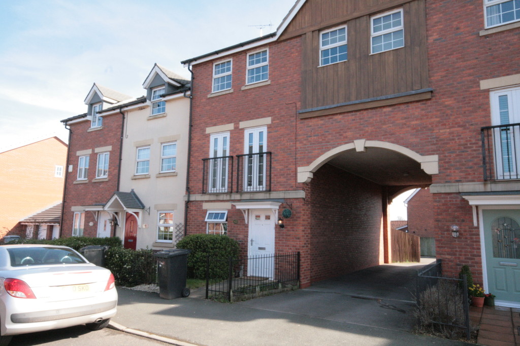 4 bed Town House for rent in Balterley Heath. From Martin & Co - Nantwich 4 bed Town House for rent in Balterley Heath. From Martin & Co - Nantwich