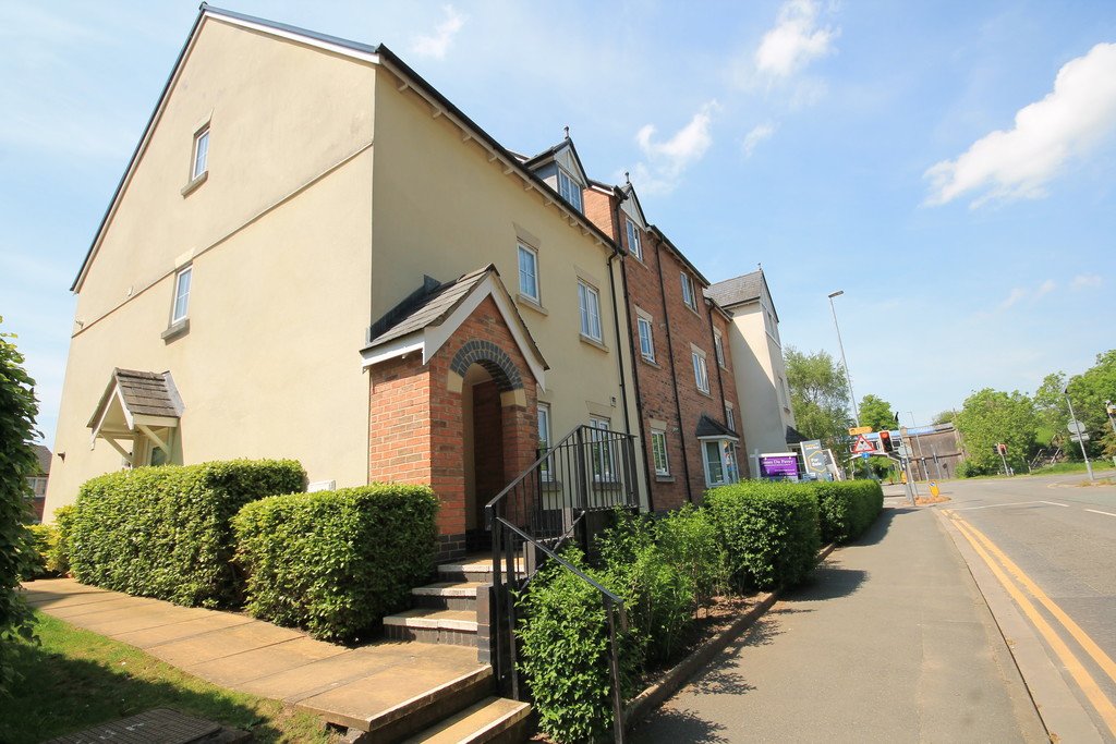 2 bed Apartment for rent in Cheshire. From Martin & Co - Nantwich