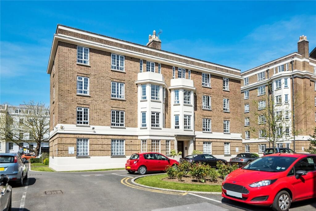 2 bed Apartment for rent in Gloucestershire. From Martin & Co - Cheltenham