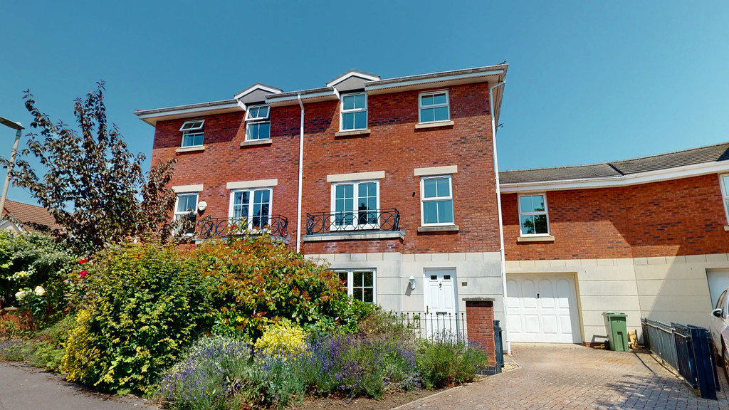 5 bed Semi Detached for rent in Glos. From Martin & Co - Cheltenham