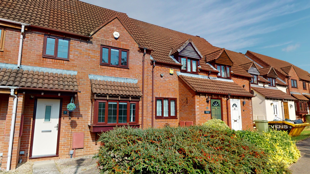 3 bed Mid Terraced House for rent in Glos. From Martin & Co - Cheltenham