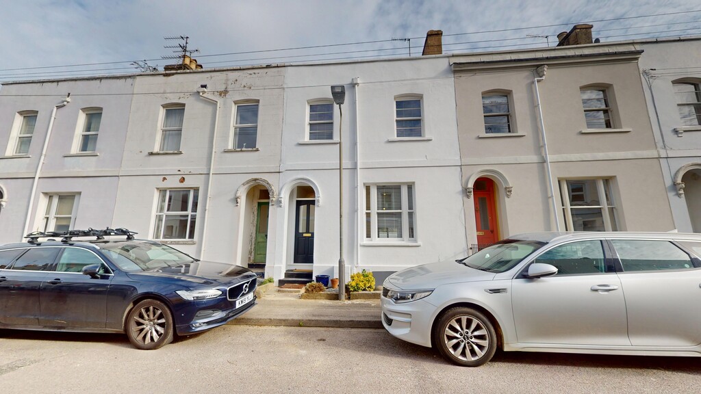 2 bed Mid Terraced House for rent in Gloucestershire. From Martin & Co - Cheltenham 2 bed Mid Terraced House for rent in Gloucestershire. From Martin & Co - Cheltenham