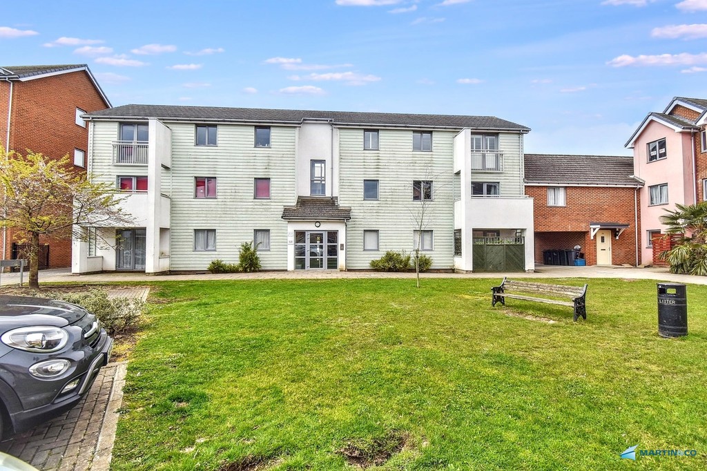 2 bed Apartment for rent in Ashford. From Martin & Co - Ashford
