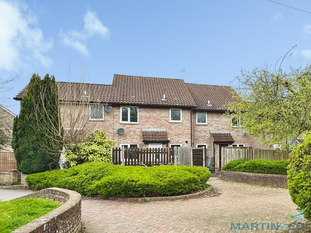 1 bed Mid Terraced House for rent in Kent. From Martin & Co - Ashford