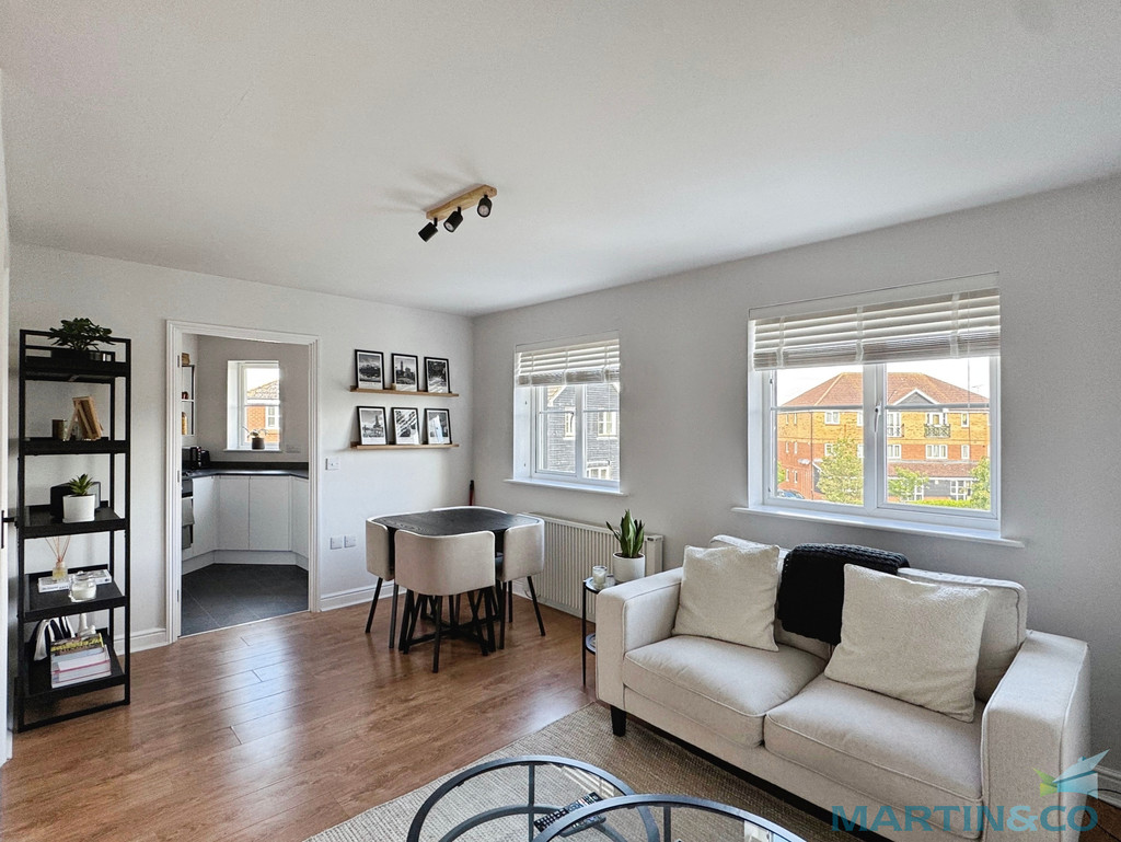 2 bed Apartment for rent in Kent . From Martin & Co - Ashford