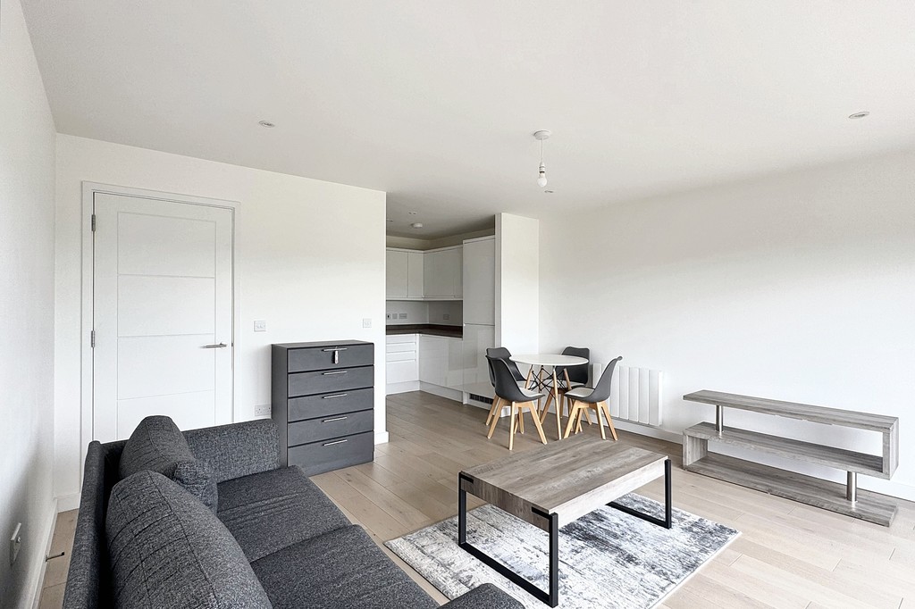 1 bed Apartment for rent in Great Chart. From Martin & Co - Ashford
