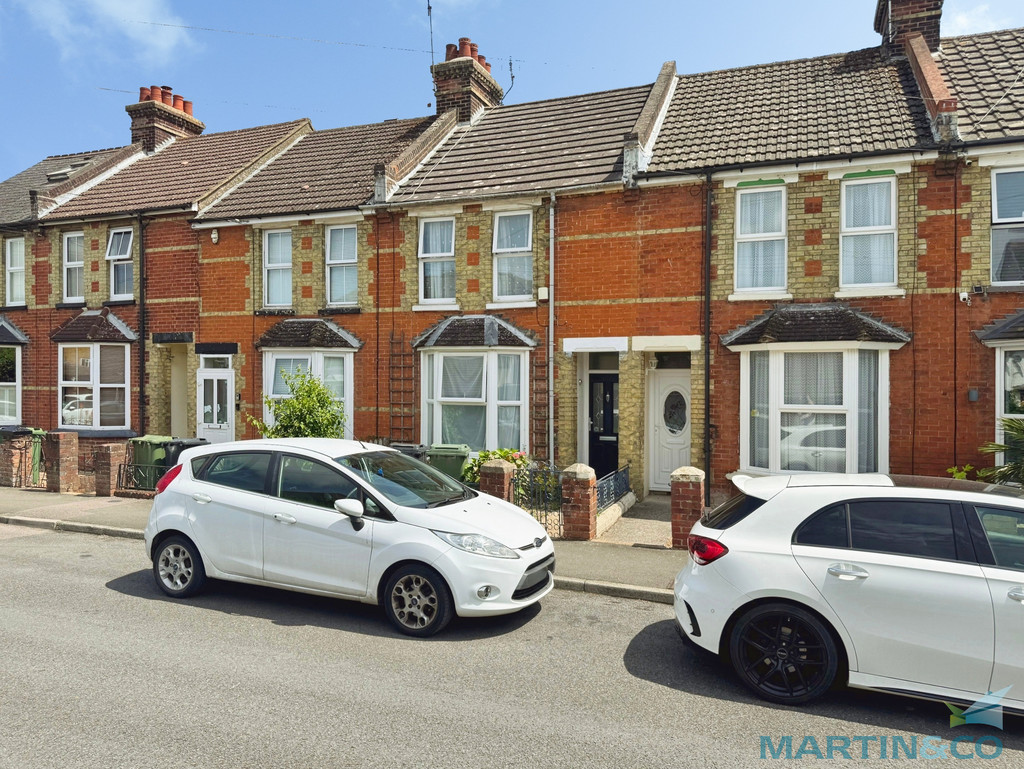3 bed Mid Terraced House for rent in Kent. From Martin & Co - Ashford 3 bed Mid Terraced House for rent in Kent. From Martin & Co - Ashford