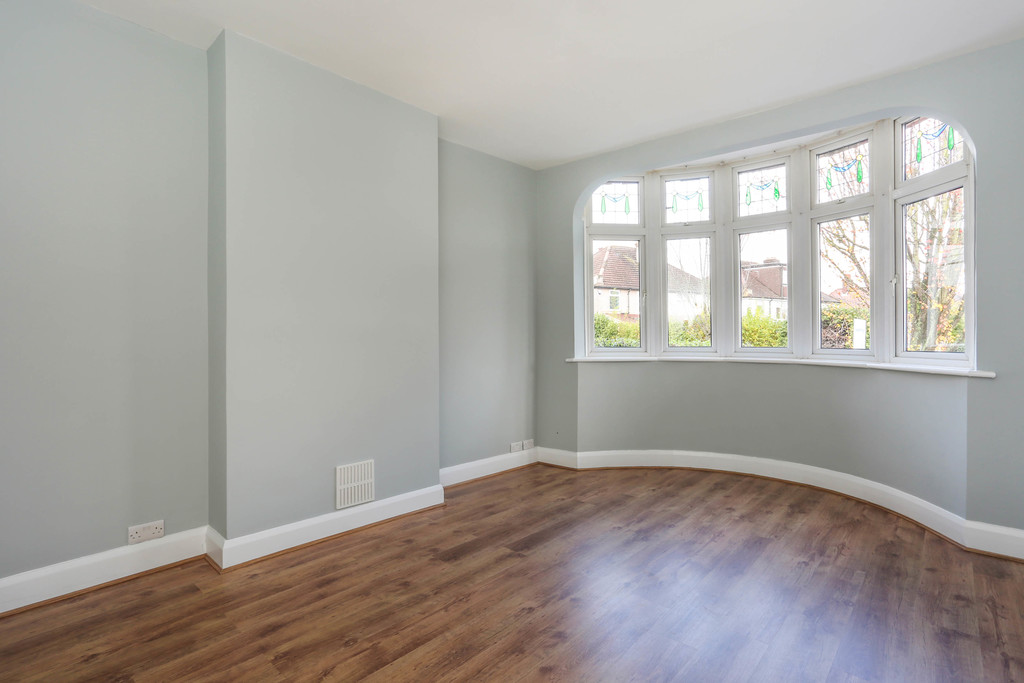 3 bed Semi Detached for rent in Surrey. From Martin & Co - Sutton