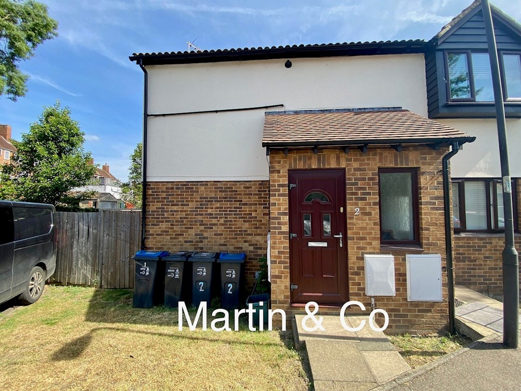 2 bed Annexe for rent in Surrey. From Martin & Co - Sutton