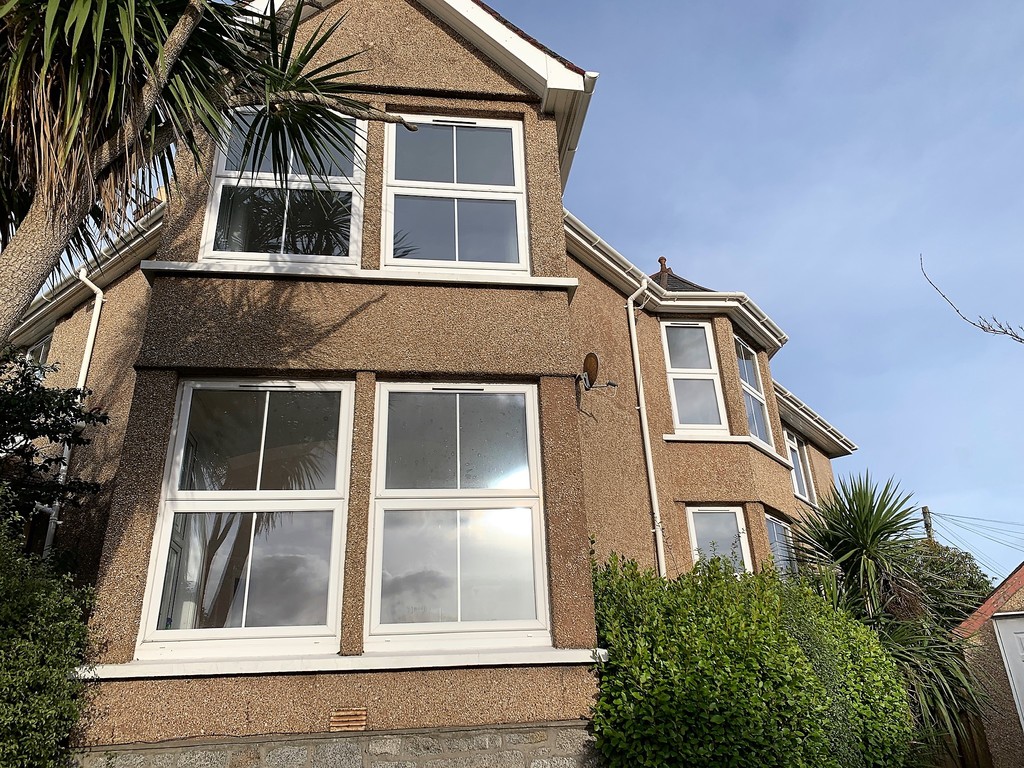 4 bed Semi-Detached House for rent in Cornwall. From Martin & Co - Falmouth