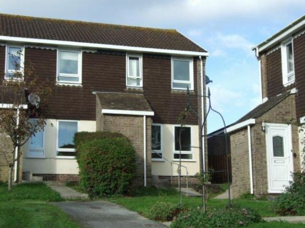 2 bed End Terraced House for rent in Budock Water. From Martin & Co - Falmouth