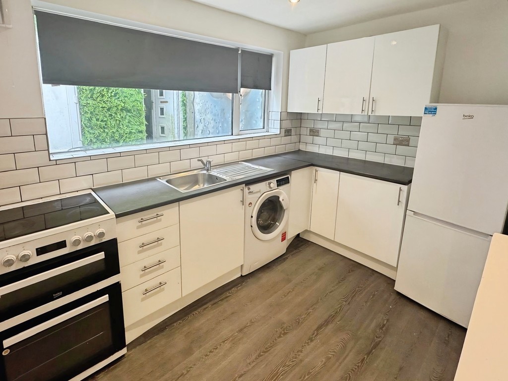 1 bed Studio for rent in Cornwall. From Martin & Co - Falmouth