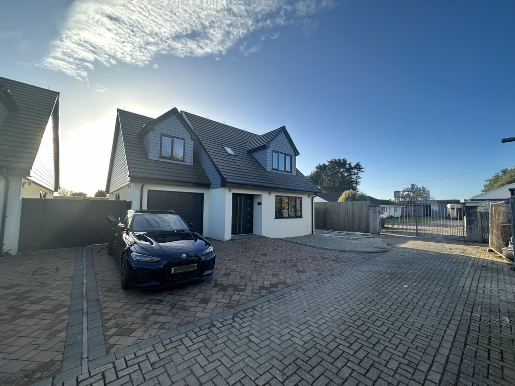 1 bed House Share for rent in Cornwall. From Martin & Co - Falmouth