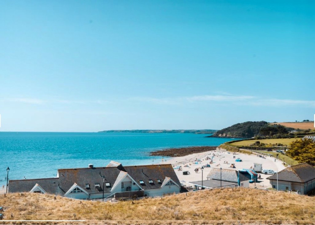 3 bed 1st Floor Flat for rent in Falmouth. From Martin & Co - Falmouth