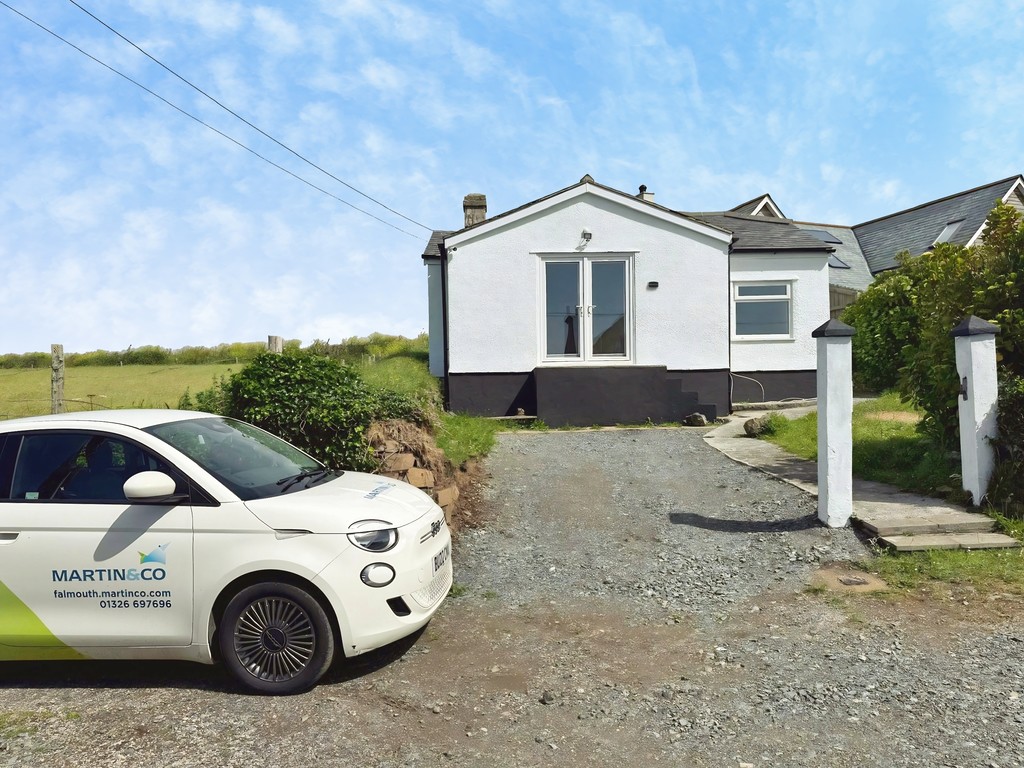 2 bed Detached bungalow for rent in Cornwall. From Martin & Co - Falmouth