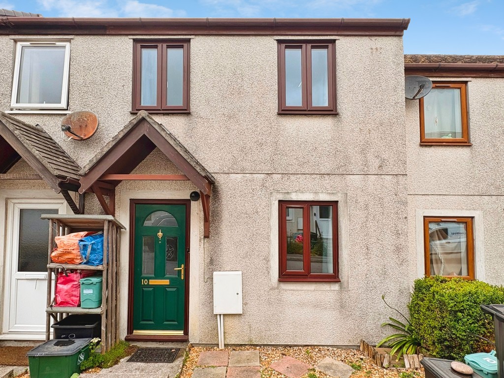 3 bed Mid Terraced House for rent in Cornwall. From Martin & Co - Falmouth