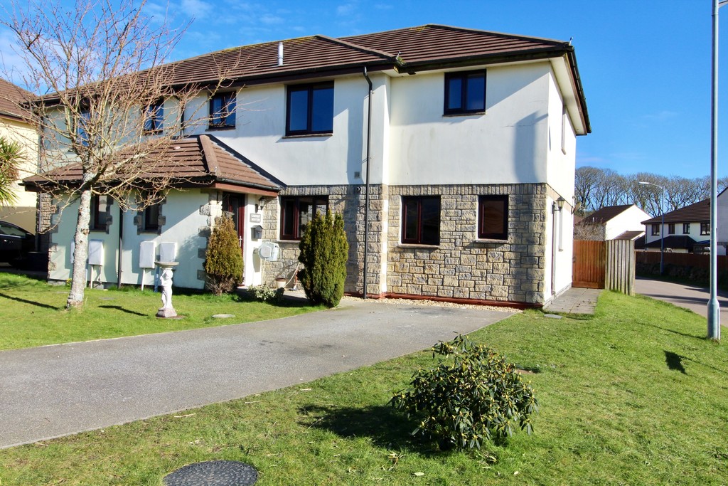 4 bed Semi Detached for rent in Helston. From Martin & Co - Falmouth