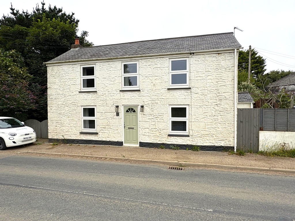 4 bed Detached for rent in Cornwall. From Martin & Co - Falmouth 4 bed Detached for rent in Cornwall. From Martin & Co - Falmouth