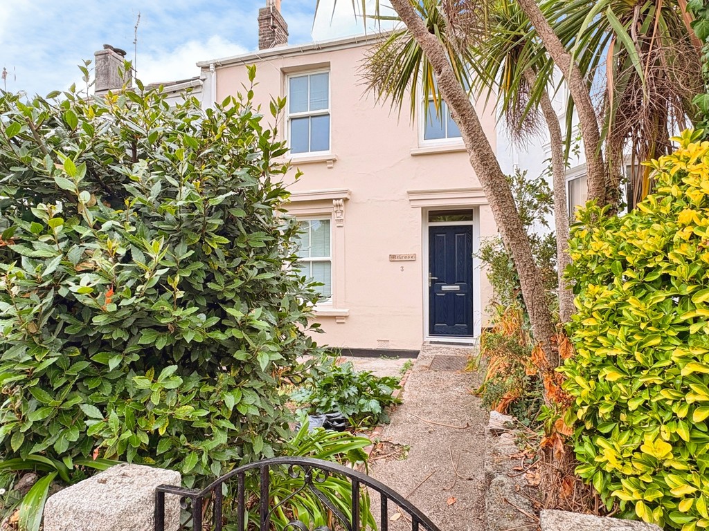 3 bed Mid Terraced House for rent in Falmouth. From Martin & Co - Falmouth 3 bed Mid Terraced House for rent in Falmouth. From Martin & Co - Falmouth