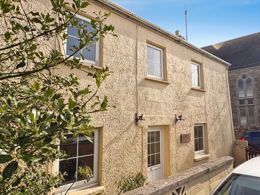 4 bed End of Terrace for rent in Cornwall. From Martin & Co - Falmouth 4 bed End of Terrace for rent in Cornwall. From Martin & Co - Falmouth