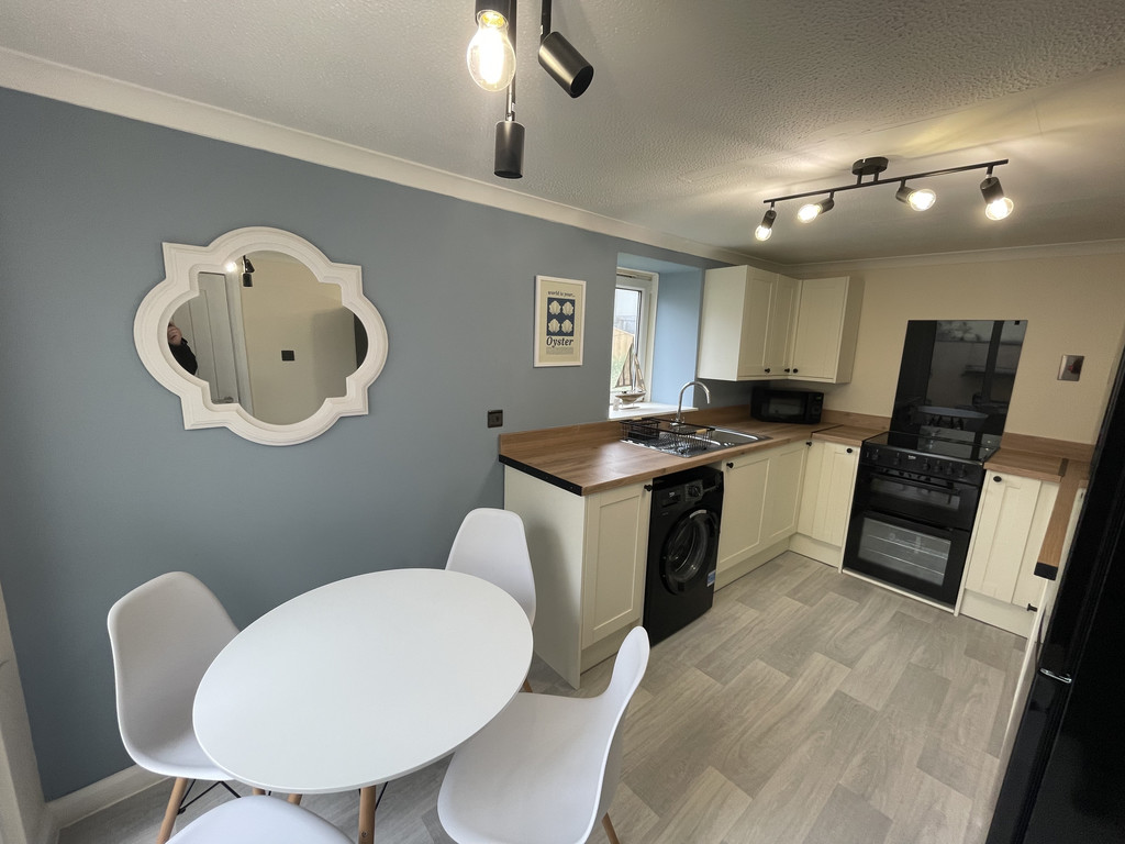 4 bed End of Terrace for rent in Cornwall. From Martin & Co - Falmouth