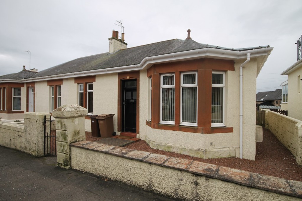 2 bed Semi-Detached House for rent in Maybole. From Martin & Co - Ayr