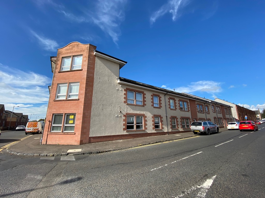 2 bed Flat for rent in East Ayrshire. From Martin & Co - Ayr