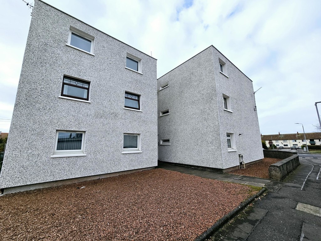 2 bed Apartment for rent in South Ayrshire. From Martin & Co - Ayr 2 bed Apartment for rent in South Ayrshire. From Martin & Co - Ayr