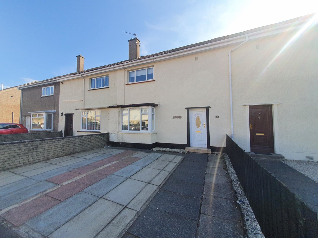 3 bed Mid Terraced House for rent in South Ayrshire. From Martin & Co - Ayr
