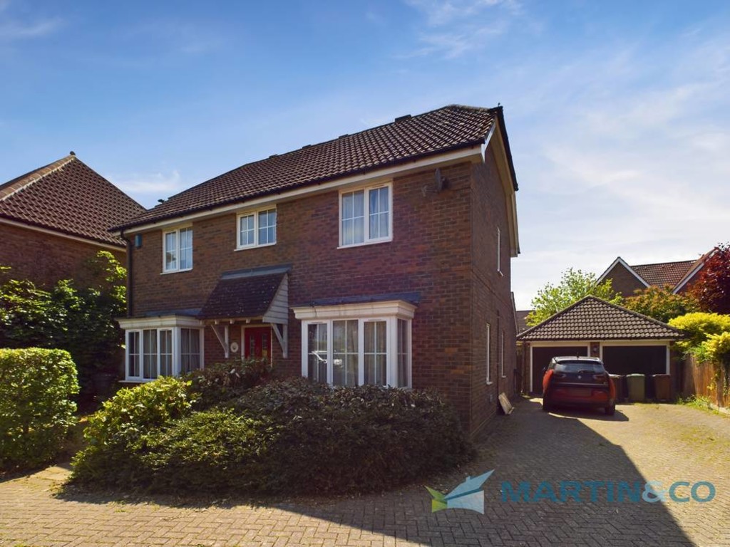 5 bed Detached for rent in Paddock Wood. From Martin & Co - Tonbridge