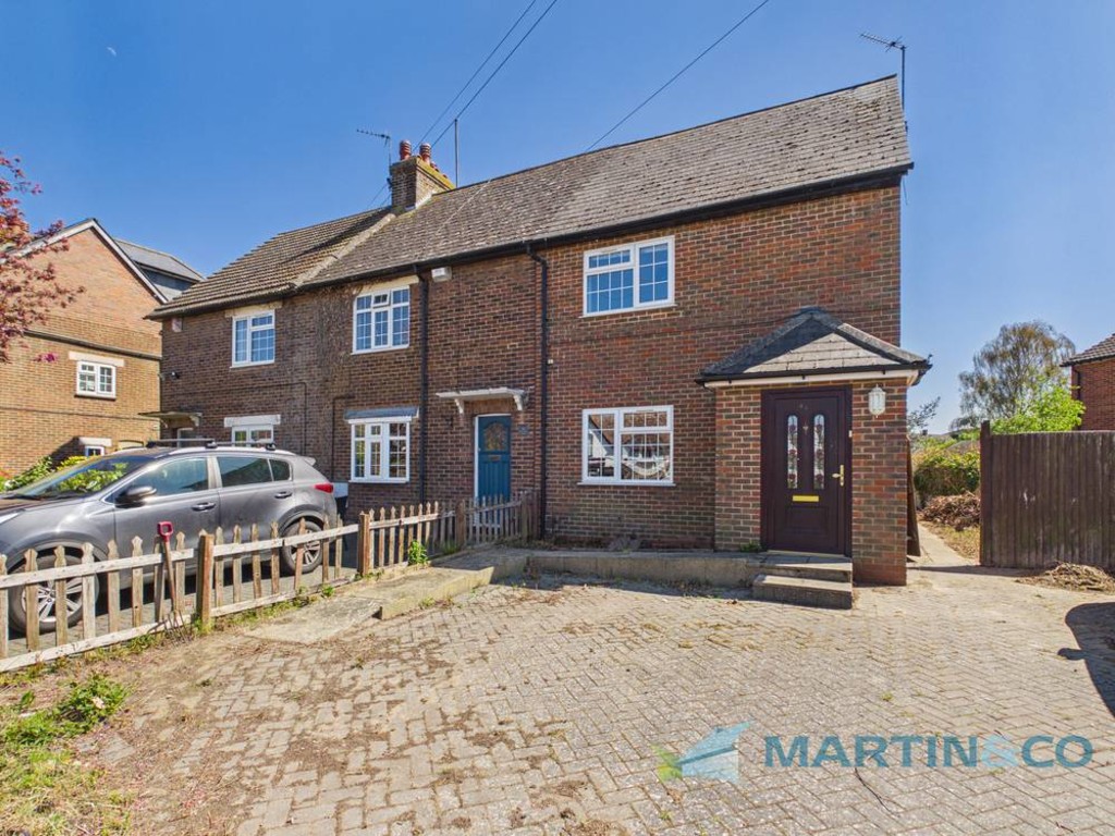 3 bed End of Terrace for rent in Kent. From Martin & Co - Tonbridge