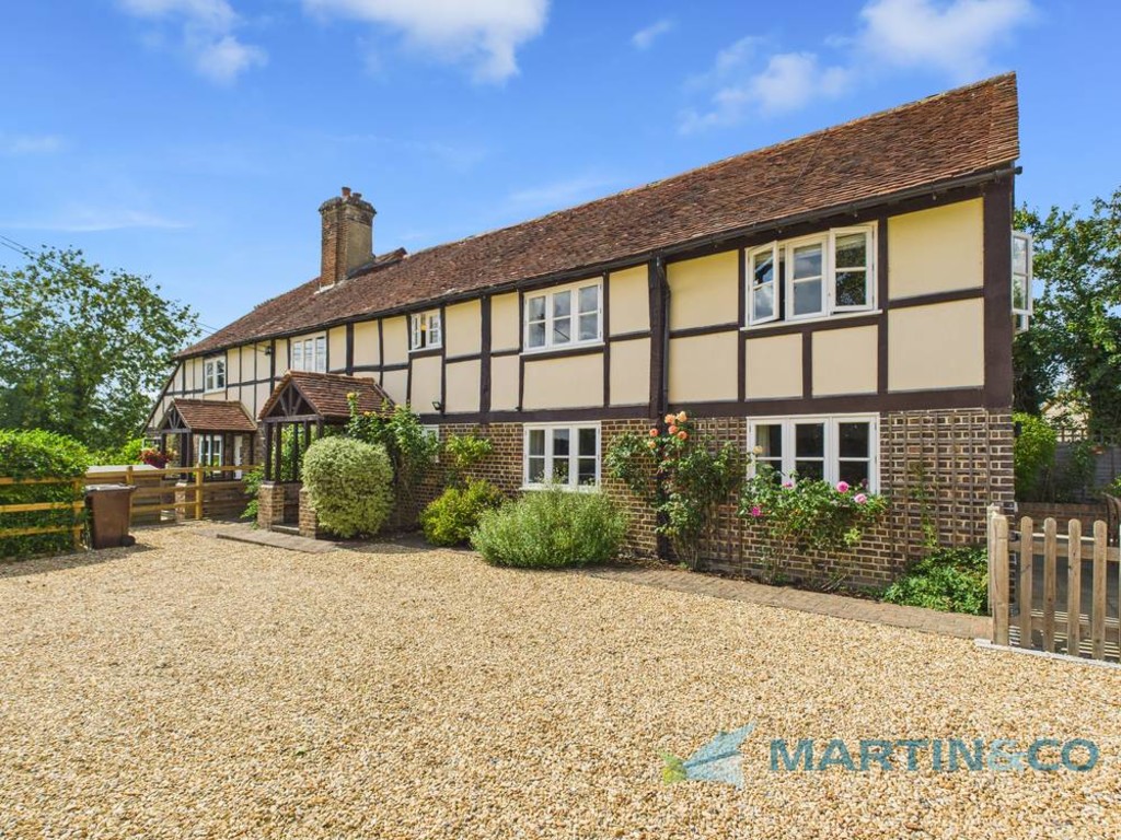 4 bed Farm House for rent in Leigh. From Martin & Co - Tonbridge