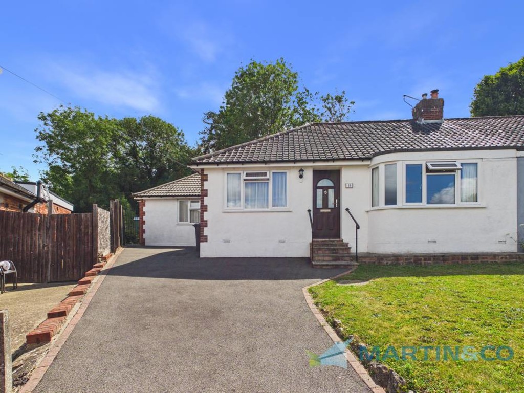 2 bed Semi-detached bungalow for rent in Kent. From Martin & Co - Tonbridge
