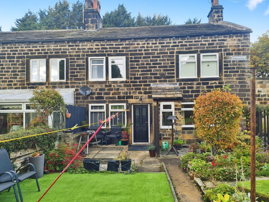 2 bed Mid Terraced House for rent in Yeadon. From Martin & Co - Leeds Horsforth