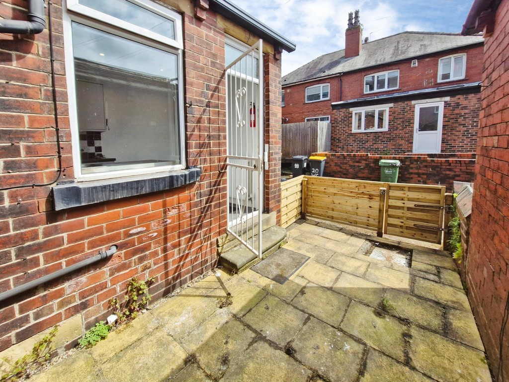 1 bed Apartment for rent in West Yorkshire. From Martin & Co - Leeds Horsforth 1 bed Apartment for rent in West Yorkshire. From Martin & Co - Leeds Horsforth
