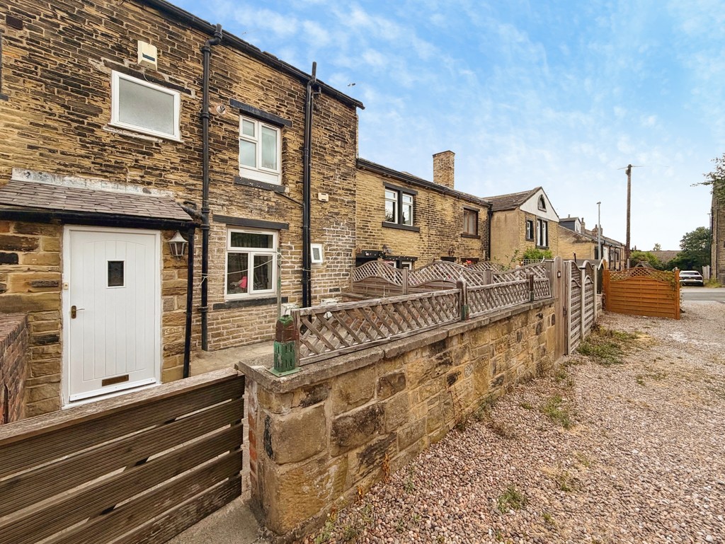 2 bed Apartment for rent in West Yorkshire. From Martin & Co - Leeds Horsforth 2 bed Apartment for rent in West Yorkshire. From Martin & Co - Leeds Horsforth