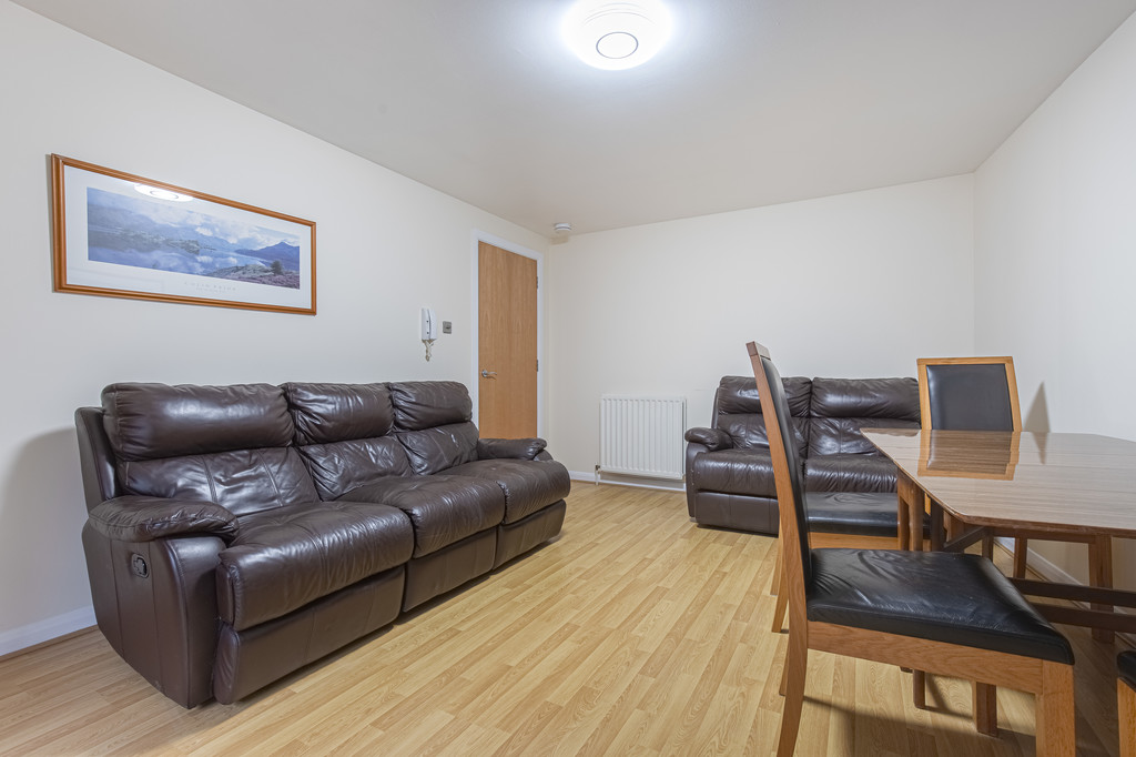 3 bed Apartment for rent in Aberdeen. From Martin & Co - Aberdeen 3 bed Apartment for rent in Aberdeen. From Martin & Co - Aberdeen