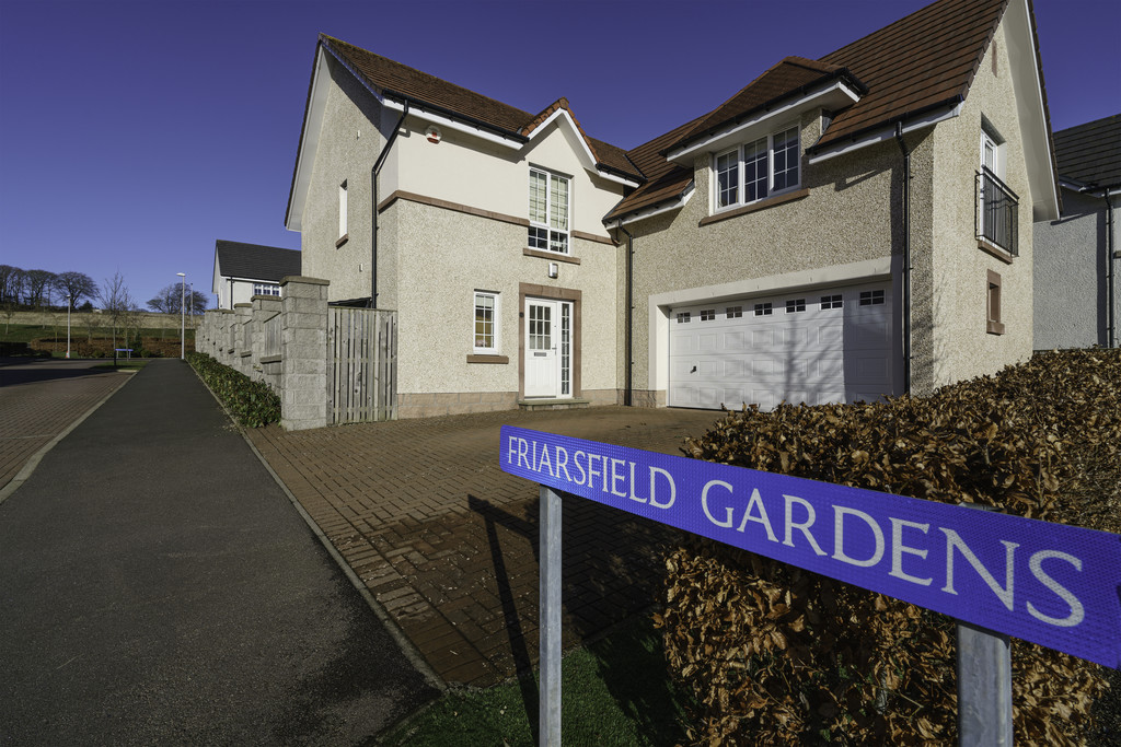 5 bed Detached for rent in Aberdeen. From Martin & Co - Aberdeen