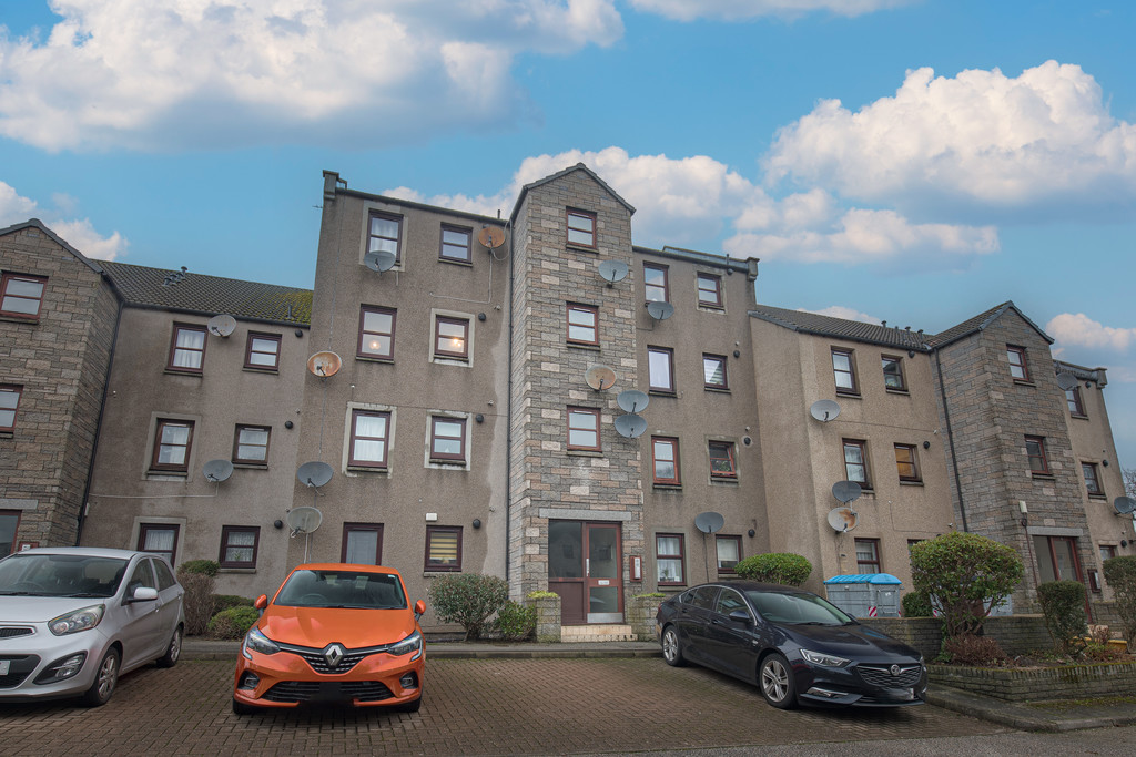 1 bed 1st Floor Flat for rent in Aberdeen. From Martin & Co - Aberdeen 1 bed 1st Floor Flat for rent in Aberdeen. From Martin & Co - Aberdeen