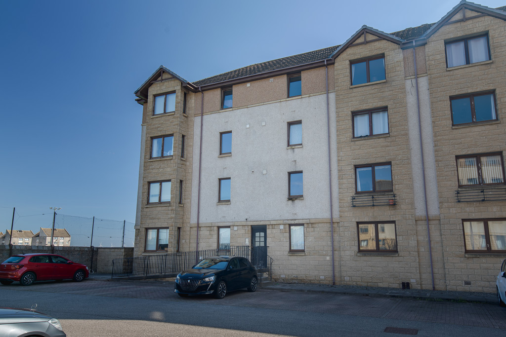 2 bed 1st Floor Flat for rent in Aberdeen. From Martin & Co - Aberdeen