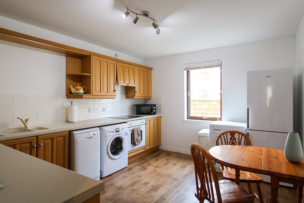 3 bed Apartment for rent in Aberdeen. From Martin & Co - Aberdeen