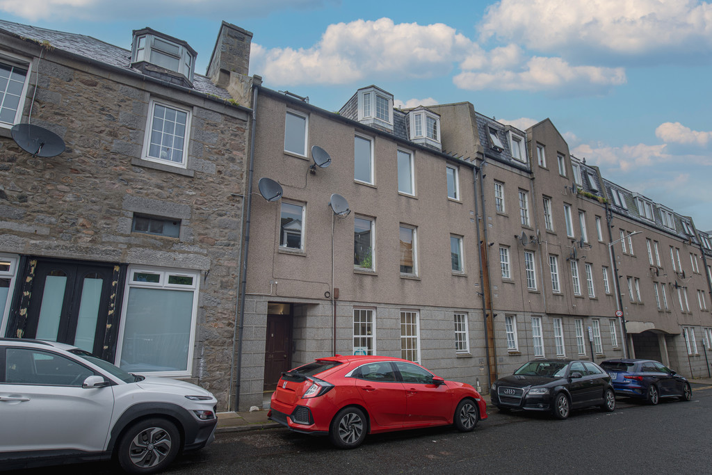 2 bed 1st Floor Flat for rent in Aberdeen. From Martin & Co - Aberdeen