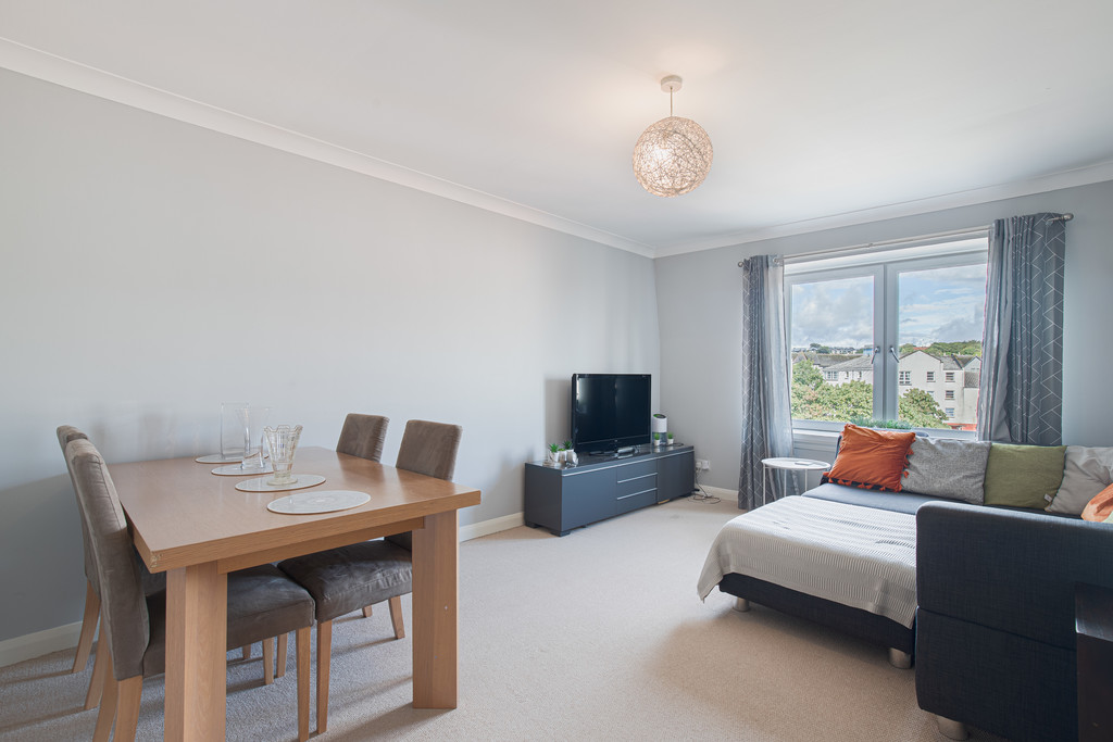 2 bed 1st Floor Flat for rent in Aberdeen. From Martin & Co - Aberdeen 2 bed 1st Floor Flat for rent in Aberdeen. From Martin & Co - Aberdeen