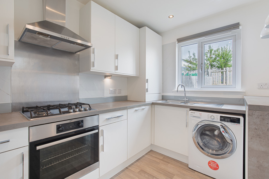 3 bed Mid Terraced House for rent in Aberdeen. From Martin & Co - Aberdeen